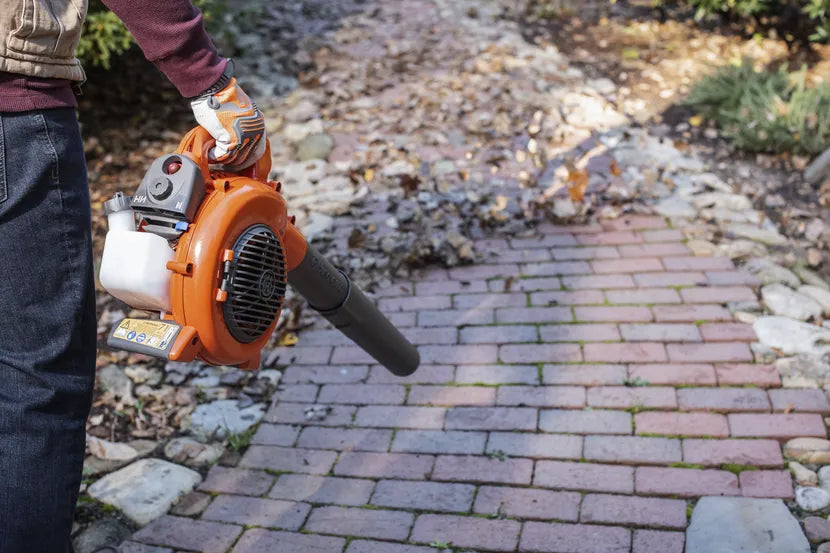 HUSQVARNA 125B GASOLINE LEAF BLOWER